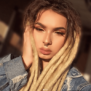 Zhavia The Four