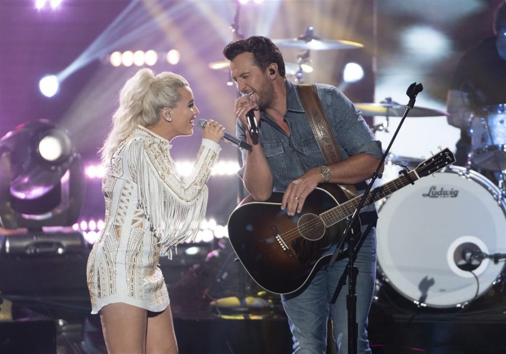 Gabby-Barrett-Luke-Bryan