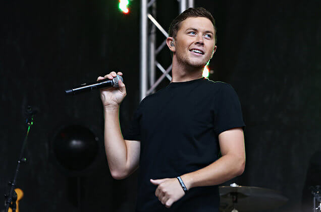 Scotty McCreery live 2015 billboard 650