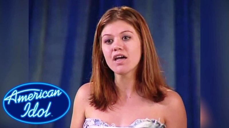 Kelly Clarkson is 'Afraid' To Let Her Kids Do What? 4 Kelly Clarkson