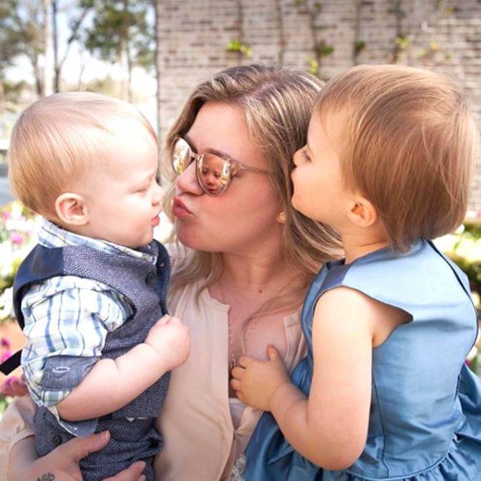 Kelly Clarkson is 'Afraid' To Let Her Kids Do What? 2 Kelly Clarkson