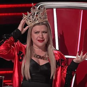 Team Kelly Clarkson
