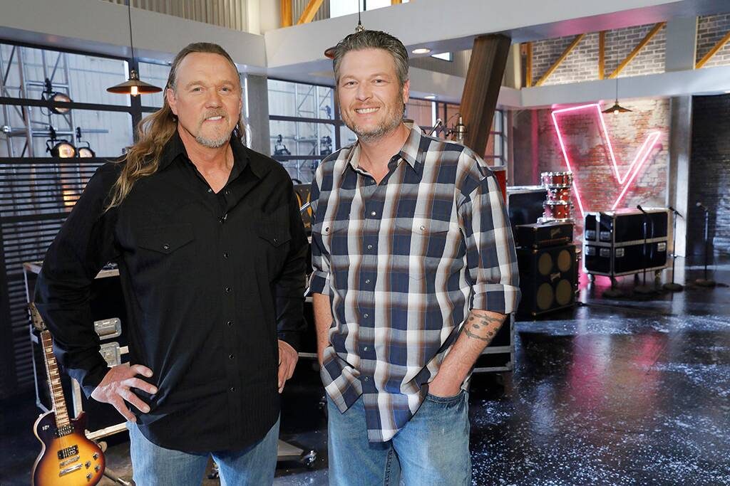 Blake Shelton Trace Adkins The Voice