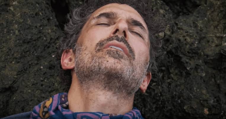 Cancer Survivor Collapses On ‘Survivor’ After The Most Brutal Physical Challenge Ever