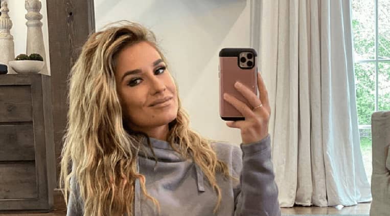 Jessie James Decker Underwear Instagram