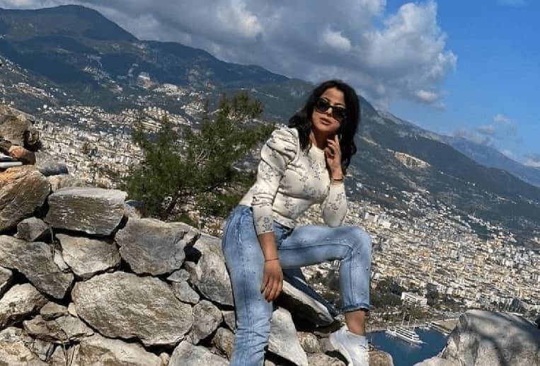 Lockdown Olesia Suspitsina Cliff Death