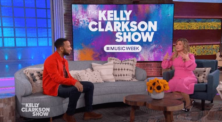 Kelly-Clarkson-John-Legend-Blake-Shelton-Gwen-Stefani-The-Voice-The-Kelly-Clarkson-Show
