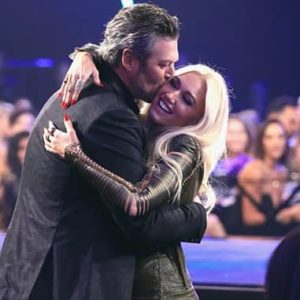 BLAKE AND GWEN TALENT SHOW AMERICAN MUSIC AWARDS