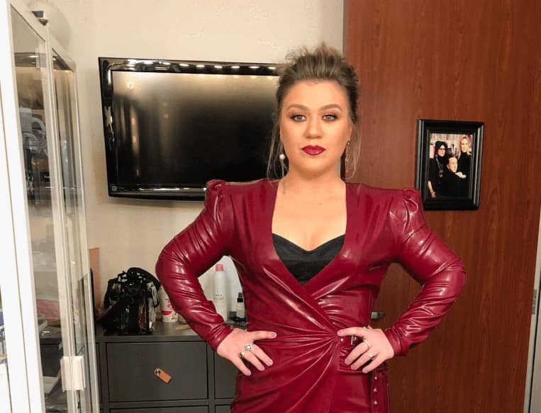 Kelly-Clarkson-Brandon-Blackstock-Divorce-The-Voice-Savannah-Blackstock