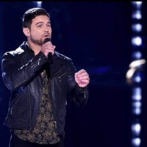 Ryan-Gallagher-The-Voice-Taryn-Papa-Kelly-Clarkson-Julia-Cooper