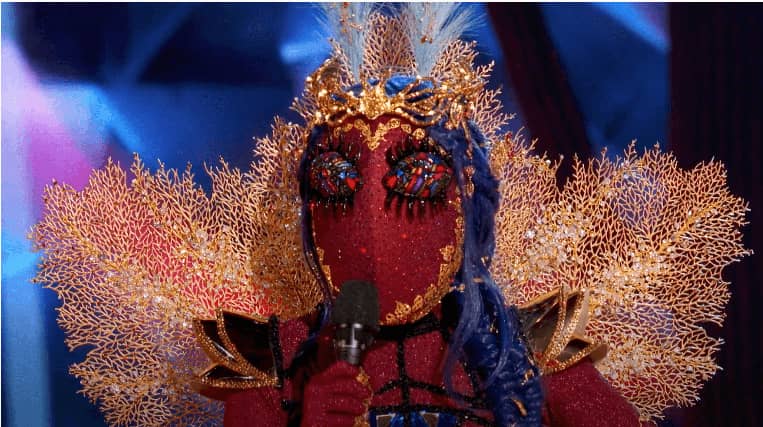 The-Masked-Dancer-Ken-Jeong-Ashley-Tisdale-Paula-Abdul-Brian-Austin-Green-Craig-Robinson-The-Masked-Singer