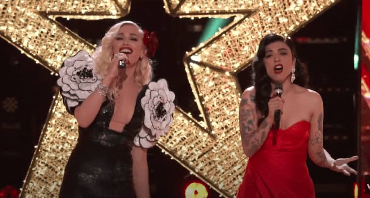 The-Voice-Holiday-Celebration-Blake-Shelton-Gwen-Stefani-Kelly-Clarkson-John-Legend-Jennifer-Hudson-Adam-Levine
