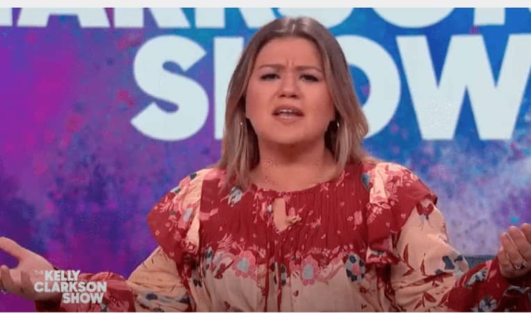 Kelly-Clarkson-Khloe-Kardashian-The-Kelly-Clarkson-Show-The-Impractical-Jokers