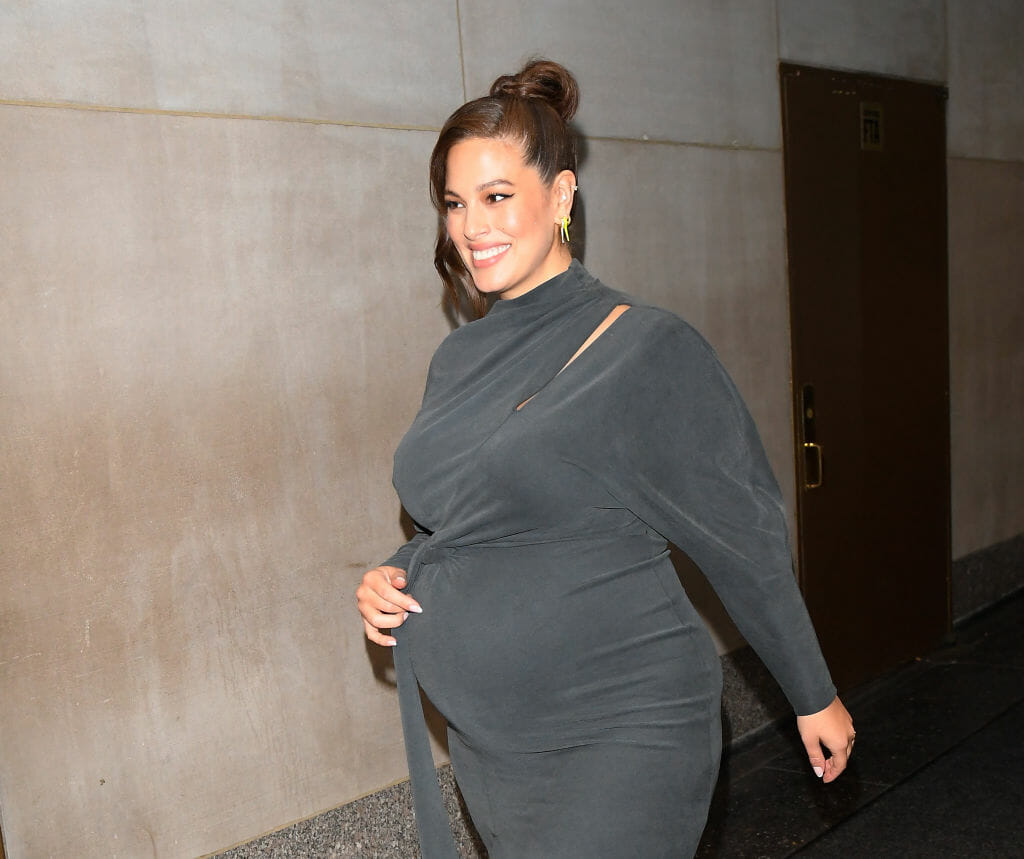 Ashley Graham Breastfeeding Video