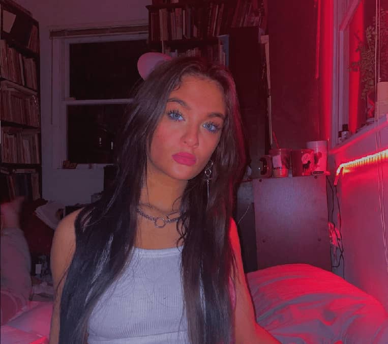 Claudia-Conway-American-Idol-TikTok