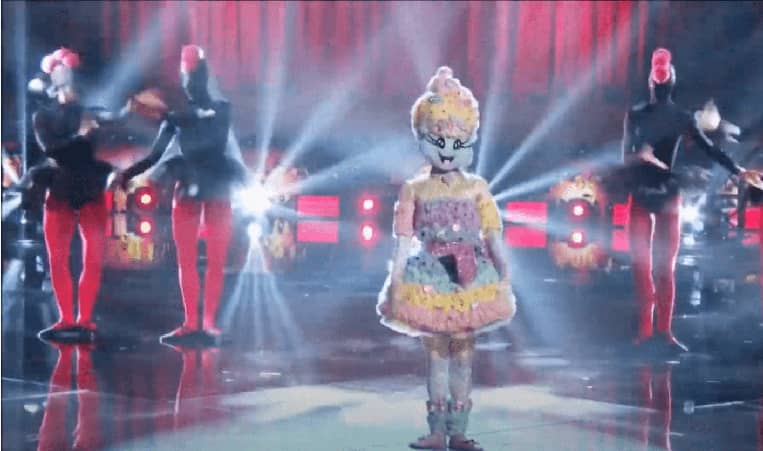 The-Masked-Dancer-The-Cotton-Candy-Gabby-Douglas