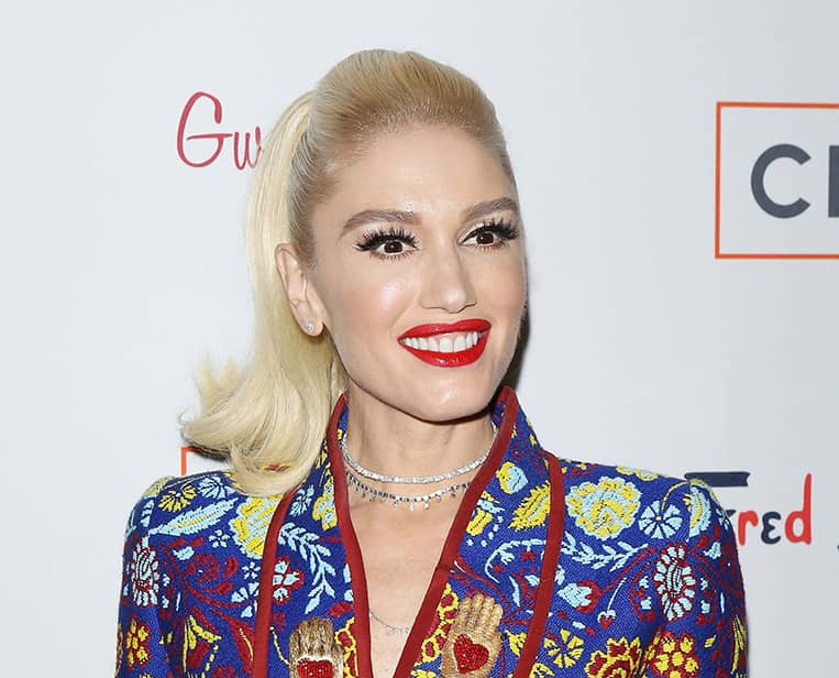 Gwen-Stefani-Blake-Shelton-The-Voice-Blake-And-Gwen-Wedding