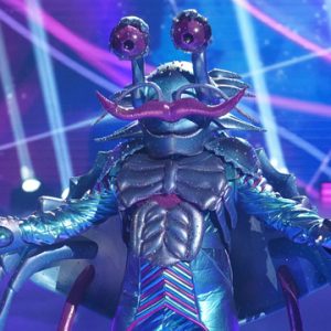 Masked-Singer-Crab