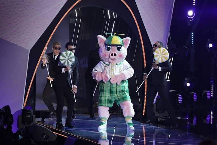 Masked-Singer-Piglet