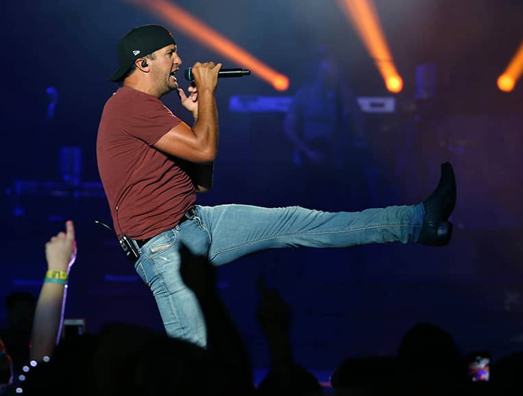 Luke-Bryan-Wyatt-Pike-American-Idol-Caroline-Bryan-TikTok