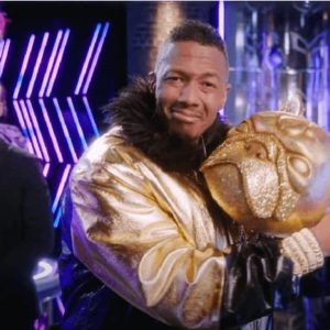 Nick-Cannon-The-Masked-Singer-Niecy-Nash-The-Bulldog