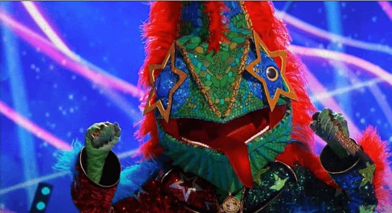 The-Masked-Singer-Super-8-The-Crab-The-Chameleon-The-Seashell-Rita-Wilson