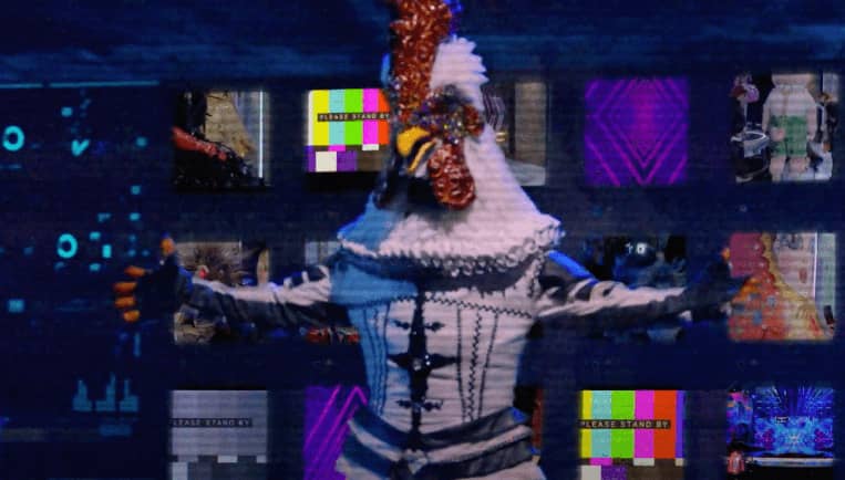 The-Maskys-The-Masked-Singer-Cluedle-Doo-Nick-Cannon-The-Robopine-The-Black-Swan