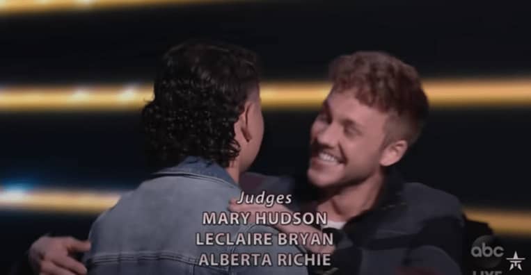 American Idol Mothers Day credits judges