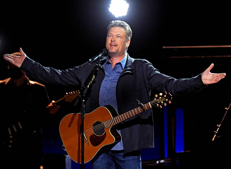Blake-Shelton-The-Voice-Gwen-Stefani-Blake-Shelton-TikTok