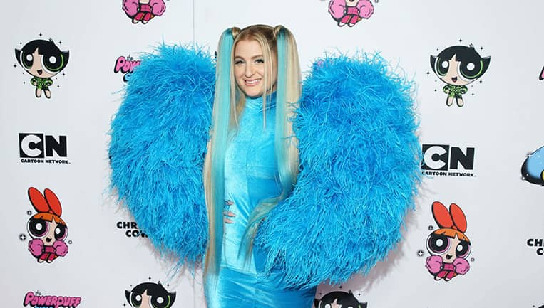 Clash-Of-The-Cover-Bands-Adam-Lambert-Ester-Dean-Meghan-Trainor-Jimmy-Fallon-Stephen-tWitch-Boss