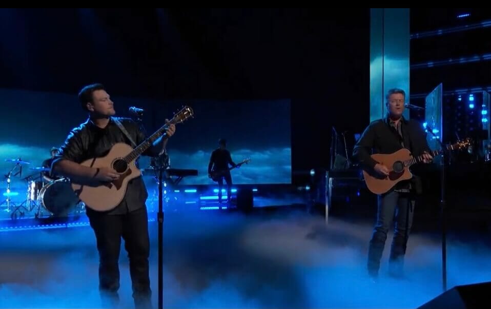 Ian-Flanigan-Blake-Shelton-The-Voice-Grow-Up-Ian-and-Blake