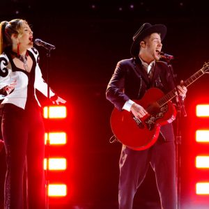 Nick-Jonas-The-Voice-Rachel-Mac-Nick-Jonas-The-Voice-Foo-Fighters