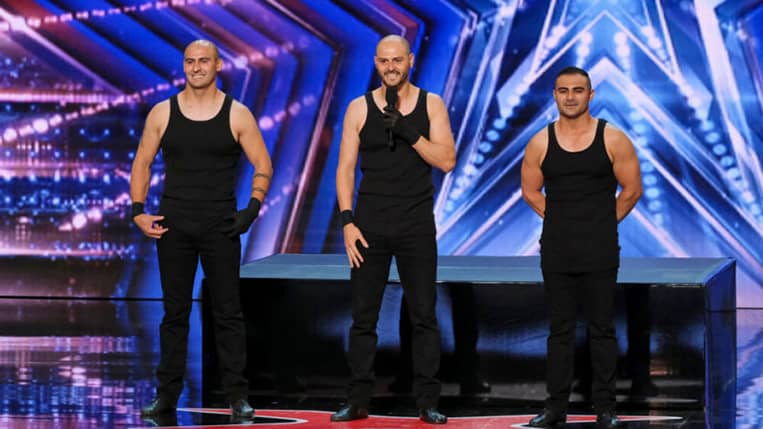 Rialcris-AGT-Rialcris-AGT-Americas-Got-Talent-Sofia-Vergara-Hand-Balancers