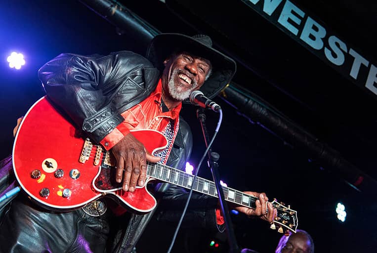 Robert Finley AGT