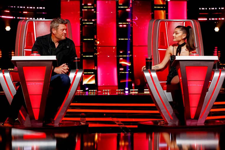 Ariana Grande and Blake Shelton