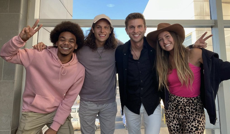 the voice girl named tom