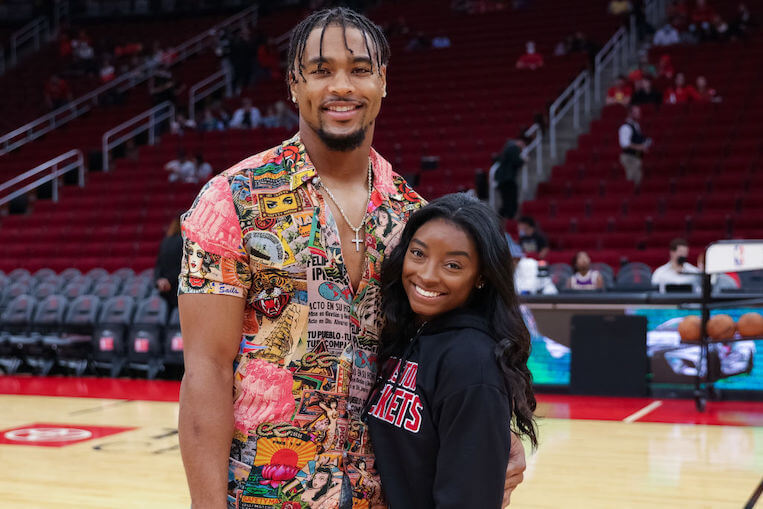 Jonathan Owens Simone Biles