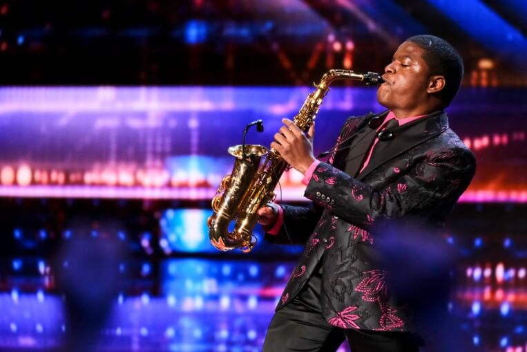 AGT Avery Dixon