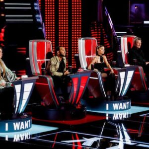 Blake Shelton, Kelly Clarkson, Ariana Grande, and John Legend on 'The Voice'