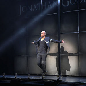 Jonathan Goodwin in "Impossible"