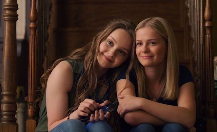 Savannah Lee May and Darci Lynne Farmer in 'A Cowgirl's Song'