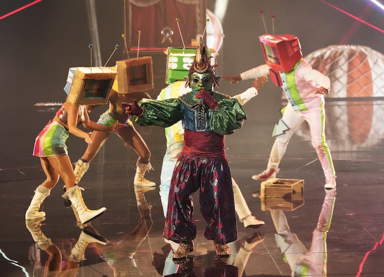 Fortune Teller on 'The Masked Singer'
