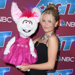 Darci Lynne Farmer walks the 'America's Got Talent' season 17 red carpet