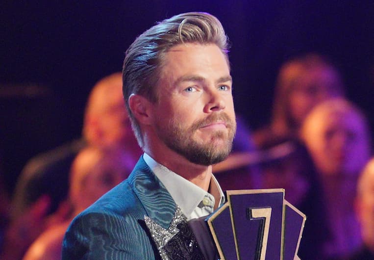 Derek Hough judges 'Dancing With the Stars' Elvis Night