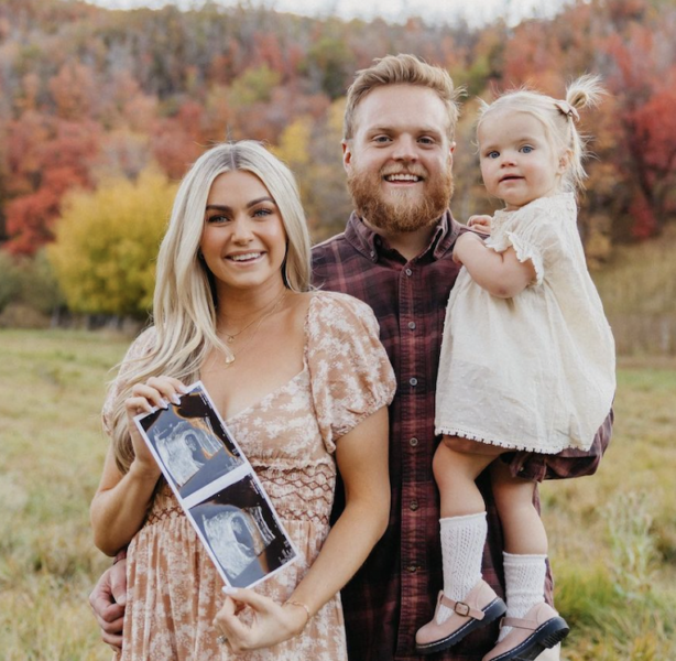 Lindsay Arnold and Samuel Cusick announce their pregnancy