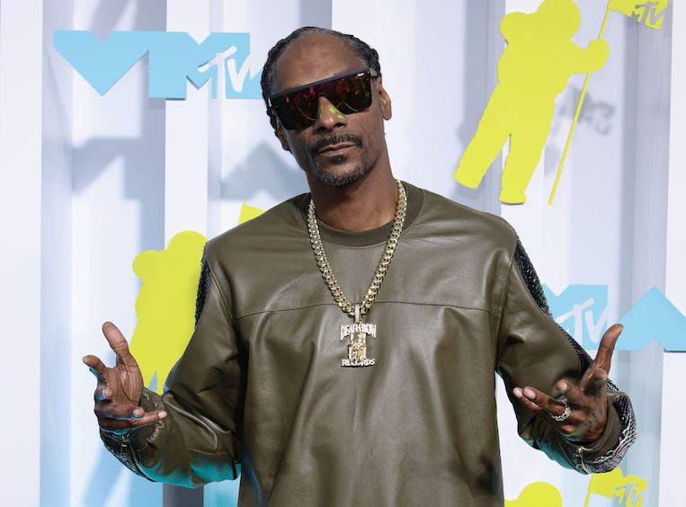 Snoop Dogg at the 2022 MTV VMAs