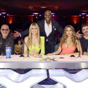 Howie Mandel, Heidi Klum, Sofia Vergara, Simon Cowell, and Terry Crews on 'America's Got Talent'