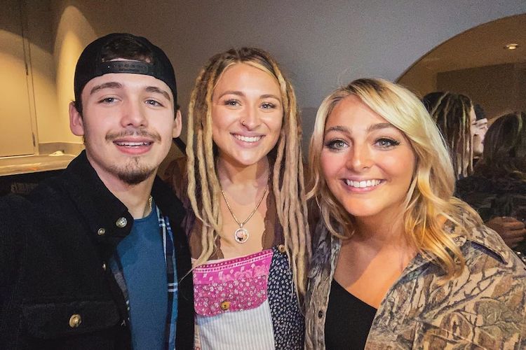 Noah Thompson, Mariah Faith, HunterGirl via Instagram