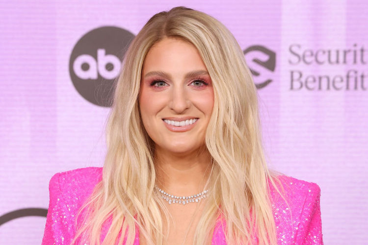 Meghan Trainor at the 2022 American Music Awards
