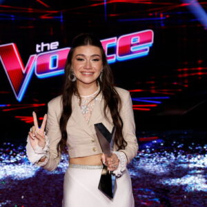 Gina Miles wins 'The Voice'